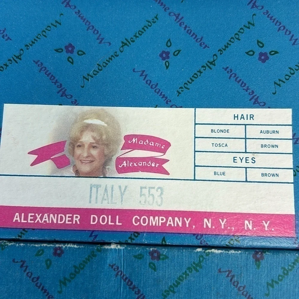 Vintage Madame Alexander “Italy” Collector Doll 553 in Box